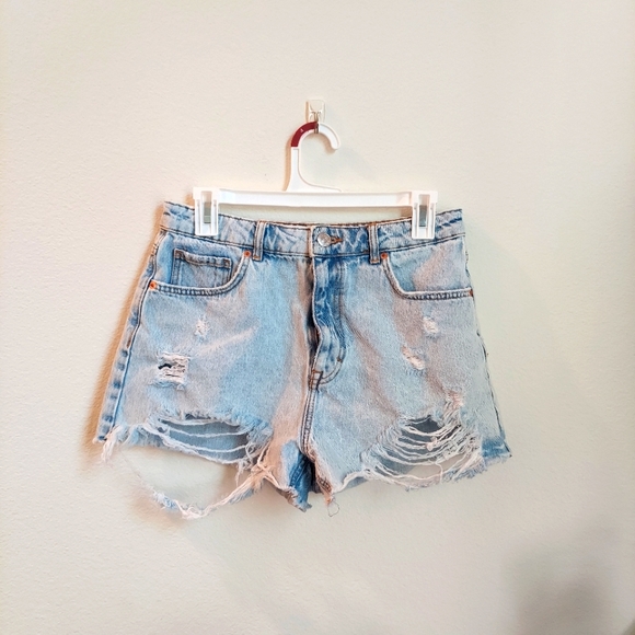 Zara shorts  size 8 USA - Picture 2 of 5